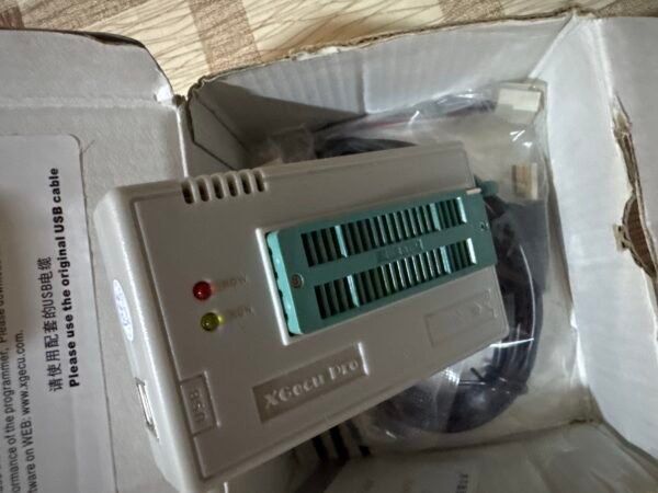 baf63f20-dd63-4fd6-bc51-c7369eda1339-4765-00002c8ee0f893fc_file Universal Programer TL866 II plus